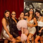 Kiana Madeira Instagram - Un brin de folie égaye la vie 😽 LE SPEAKEASY