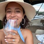 Kiana Madeira Instagram - And just like that, France was never the same. Happy bachelorette, my seka!! @tianadevrnja 😍✨🦋 Paris, France