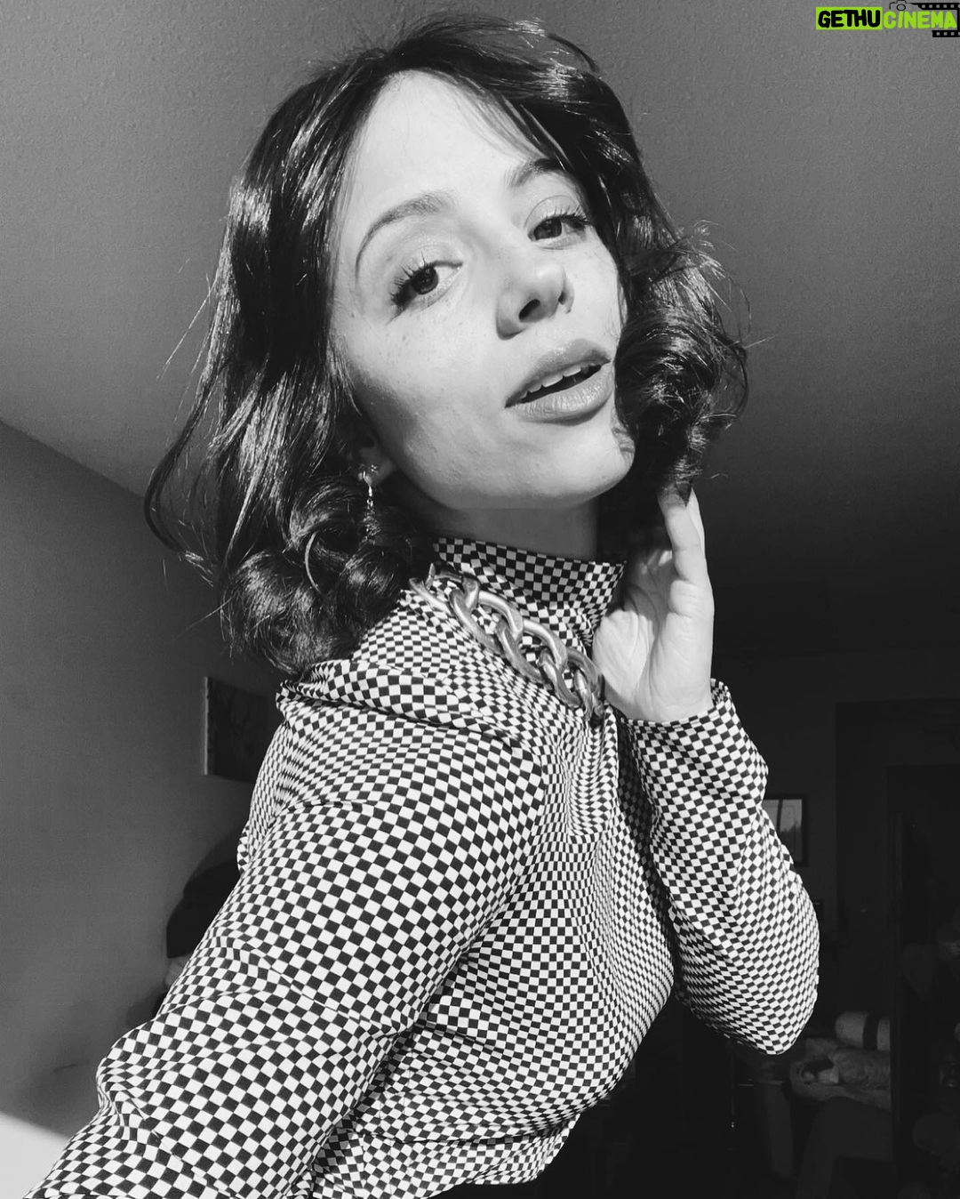 Kiana Madeira Instagram - Want to see my new haircut in person? ππ Get tickets to join @claudiaaatan and I at the NYC screening and Q&A of Perfect Addiction! March 29th. Details are in the last slide and the link to tickets is in my bio π