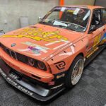 Kid Cudi Instagram - @peachesoneuniverse x @membersoftherage 🏁🍑 To the Peaches team, THANK YOU for this ILLLL fuckin gift!! Yall snapped!! Had a hand in designing this bad boy. Cant wait to drift this bitch 🙏🏾✨✌🏾💕 #motr #membersoftherage #E30 @bmw