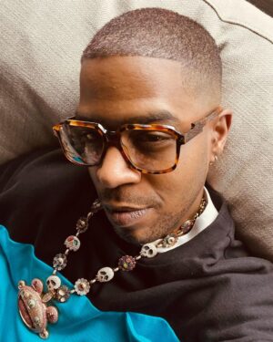 Kid Cudi Instagram - ✌🏾💕 I feel really fuckin great.  This year is gonna be mega.  I promise u. 😉
