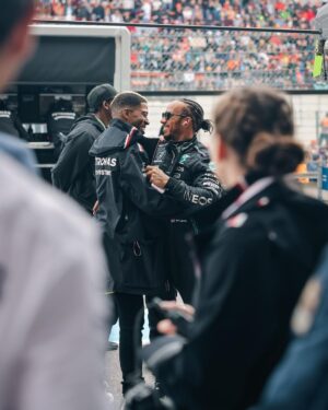Kid Cudi Instagram - 🙏🏾💕✌🏾 Such a blessing seeing my guy do his thing today. Lewis, U are a very special human, it was truly an honor.  Congrats on an epic race my friend.  Looks like im hooked, ima have to start watchin more races.  Gotta support u brother, the love is mutual.  Thank u for takin care of us man!! Enjoy that MOTR pack!! @mercedesamgf1 @lewishamilton