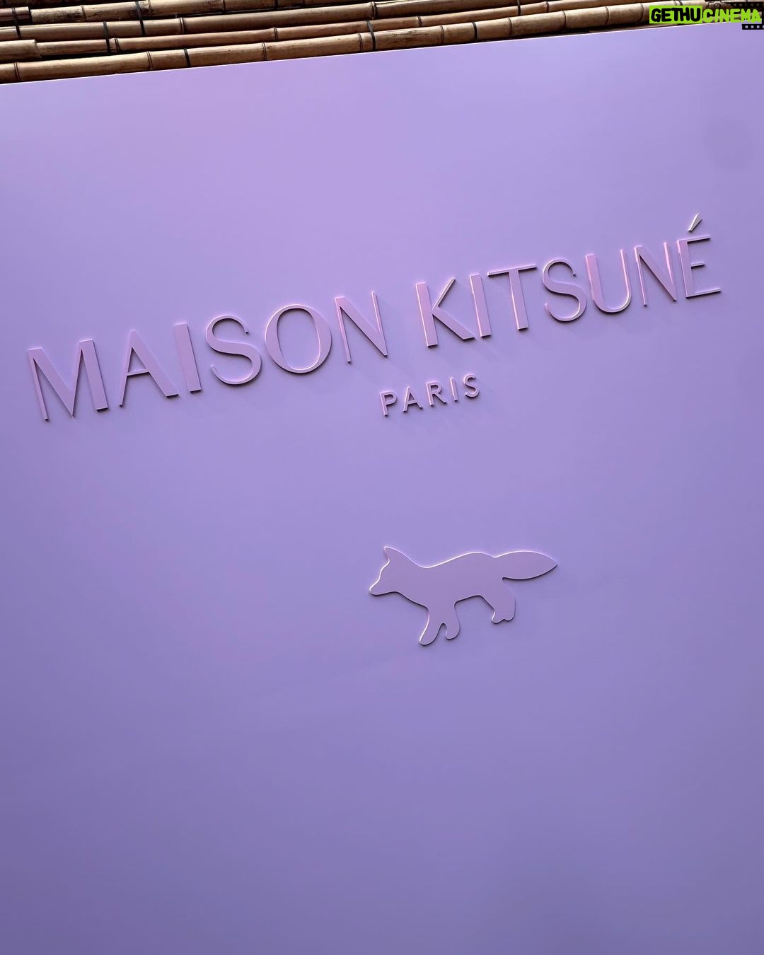 Kim Chae-won Instagram - 🦊💛 #ad #maisonkitsune #babyfox #베이비폭스 Maison Kitsuné Seoul