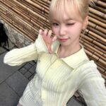 Kim Chae-won Instagram – 🦊💛
#ad #maisonkitsune #babyfox #베이비폭스 Maison Kitsuné Seoul