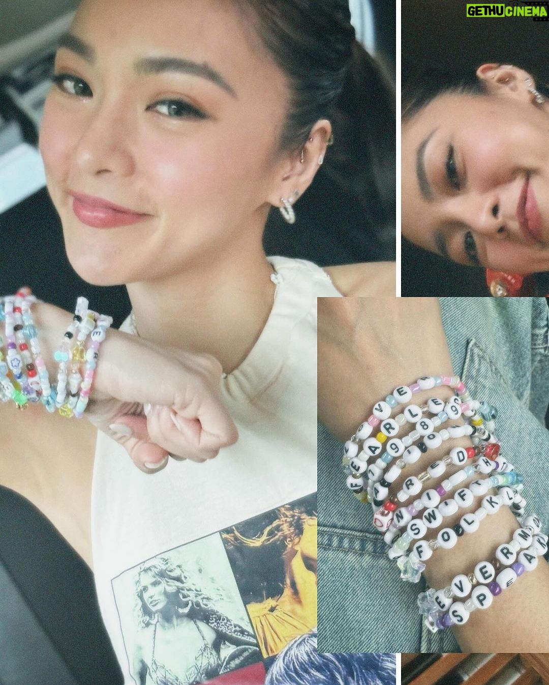 Kim Chiu Instagram - New Vlog now up on my channel!!!!ππΈπ¬β¨ Went on a Solo Travel to Singapore to watch @taylorswift #ErasTour2024 super mega fun!!!! Check out full video on πππ ππππ¨ π£π feel free to like, share and subscribe.π©· thank you sa lahat ng nakanood na!!!π hihi Special thanks to @nootheryumang and @dane_iliepm for my tshirt turned halter/backless top!!!ππ€πΌπΈ #CHIUrista #ootdksyc
