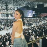 Kim Chiu Instagram - New Vlog now up on my channel!!!!😉🇸🇬✨ Went on a Solo Travel to Singapore to watch @taylorswift #ErasTour2024 super mega fun!!!! Check out full video on 𝗞𝗜𝗠 𝗖𝗛𝗜𝗨 𝗣𝗛 feel free to like, share and subscribe.🩷 thank you sa lahat ng nakanood na!!!😝 hihi Special thanks to @nootheryumang and @dane_iliepm for my tshirt turned halter/backless top!!!😎🤘🏼🎸 #CHIUrista #ootdksyc