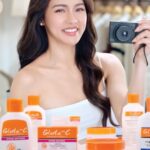 Kim Chiu Instagram - Choosies, alam nyo ba anong secret ni Kim for a glowing body? ‘Yung walang halong keme! 💁🏻‍♀️ Stay choosy!  Choose lightening that cares. 🧡✨ #LighteningThatCares #KimChooseGlutaC #ChooseToCYourGlow