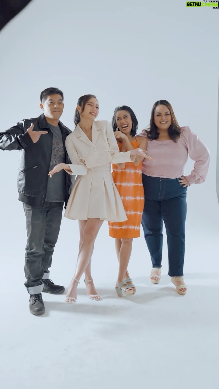 Kim Chiu Instagram - Meet the LIWANAG FAMILY!!!!πππ KIM,KLA,KAT and Dada!!!β¨ Riot na ito!!! Makikilala nyo na sila simula Monday March18 only on @viuphilippines π Download the VIU app now!!! New episode drops at 12mn on March 18!β¨β¨β¨ Canβt wait for you to watch #WhatsWrongWithSecretaryKIMPh @viuphilippines @iamkatgalang @caicortez @dreamscapeph