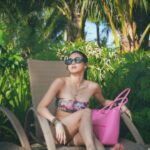 Kim Chiu Instagram - Summer is finally here; I can’t wait to spend more time under the sun in salt water!!!☀️🌸🌊🐚👙⛱️ Special thanks to @belobeauty @victoria_belo for my #BeloVContourUltra treatment for preparing my body!😉 V-Contour is a non-surgical fat melting procedure that melts the area that has stubborn fats or extra fat that you don’t want. Such as puson, double chin, chubby cheeks, arms, etc. Visit #BeloBeauty clinic to learn more about the Belo V-Contour Ultra, or visit the website for more details. 🌼 Summer Time