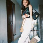Kim Chiu Instagram - Happy Easter everyone!🐰🩷✨ @houseoflittlebunny.ph got a special treat today! 😍 Get 10% off upon checkout on all our bags!!!🥰 Amazing, right? Promo valid from 10 am-11:59 pm today. Click the link on my bio ☝🏻 or visit 𝗛𝗼𝘂𝘀𝗲𝗼𝗳𝗹𝗶𝘁𝘁𝗹𝗲𝗯𝘂𝗻𝗻𝘆.𝗽𝗵 to view/visit our website and to shop as well!😍 In for a treat??? Let’s go, bunnies!🐰 Bag on the photo is 𝗧𝗿𝗮𝘃𝗲𝗹𝗹𝗲𝗿 𝗠𝗶𝗻𝗶 𝗶𝗻 𝗯𝗹𝗮𝗰𝗸 comes in two straps, one for shoulder/handbag and the other for sling or body bag! Proud that this is made of genuine leather at an affordable price! Super love the extra pocket, too!!!😍 enjoy shopping bunnies!!!!😍