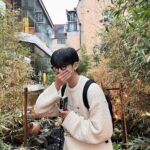 Kim Min-kyu Instagram - 주문하신봄나왔습니다! #영수증드릴까요?