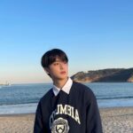 Kim Min-kyu Instagram - 바다~🌊🌊