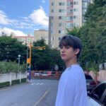 Kim Min-kyu Instagram - 1년동안 지한이로 지내오면서 많은걸 배울 수 있어서 너무 행복했습니다 . 촬영하는 동안 같이 고생해주신 스탭분들과 배우님들께도 너무 감사드리고 잊지못할 추억이 될것 같습니다 . 많이 부족했지만 앞으로 더 노력해서 좋은 작품으로 인사드리겠습니다 ^^ 지금까지 서지한이였습니다 . 감사합니다 #IDOL#서지한#끝