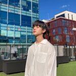 Kim Min-kyu Instagram - 눈부셔☀️☀️