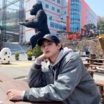 Kim Min-kyu Instagram - 빤히…👀👀