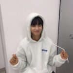 Kim Min-kyu Instagram - 뭐하는중이게요??