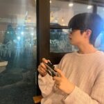 Kim Min-kyu Instagram - 찰칵📸 📸 Photo by 여동생