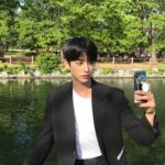 Kim Min-kyu Instagram – 봄이다~🌸🌸