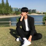 Kim Min-kyu Instagram – 봄이다~🌸🌸