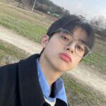 Kim Min-kyu Instagram - 📸📷 #24#02
