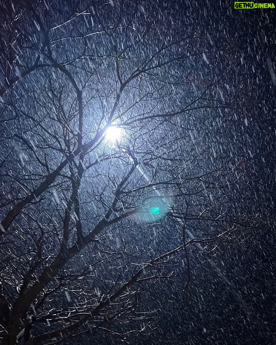 Kim Tae-ri Instagram - 찾았다..! 가 오늘밤 9:50에 방영됩니다 우리 10분 일찍 만나요!
