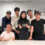 Kim Tae-ri Instagram – 외계+인 3weeks
정신없이 행복하게 즐거이 마쳤습니다~ 영화는 여름 계속 극장에 있을테니 아직 안보신 분들은 영화관으로 move move해주십시오~ 무더운 여름날 영화관 한자리 채워주셔서 감사했어요. 내내 함께 하고 싶지만 우리는 또 다시 2부와 함께 돌아올게요. 감사합니다 건강하세요! 모든 외계+지구인들 화이팅! 

(몇몇사진은 인터넷에서 주워왔어요 찍어주셔서 감사합니다 히히)