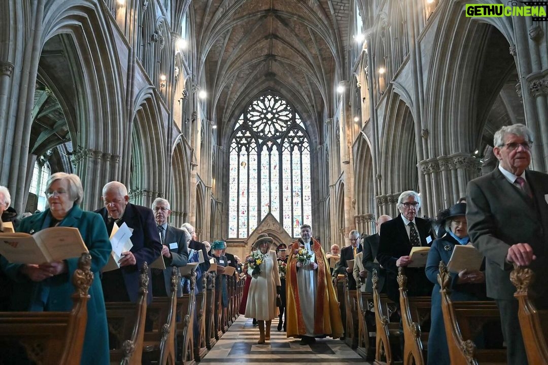 King Charles III of the United Kingdom Instagram - Today, The Queen presented Maundy Money to 75 men and 75 women in Worcester Cathedral in recognition of service to their local communities. Maundy Thursday commemorates Jesus sharing the Last Supper with his disciples and commanding them to “Love one another as I have loved you.” The tradition of the Monarch or their representative presenting alms on Maundy Thursday goes back to 1213.