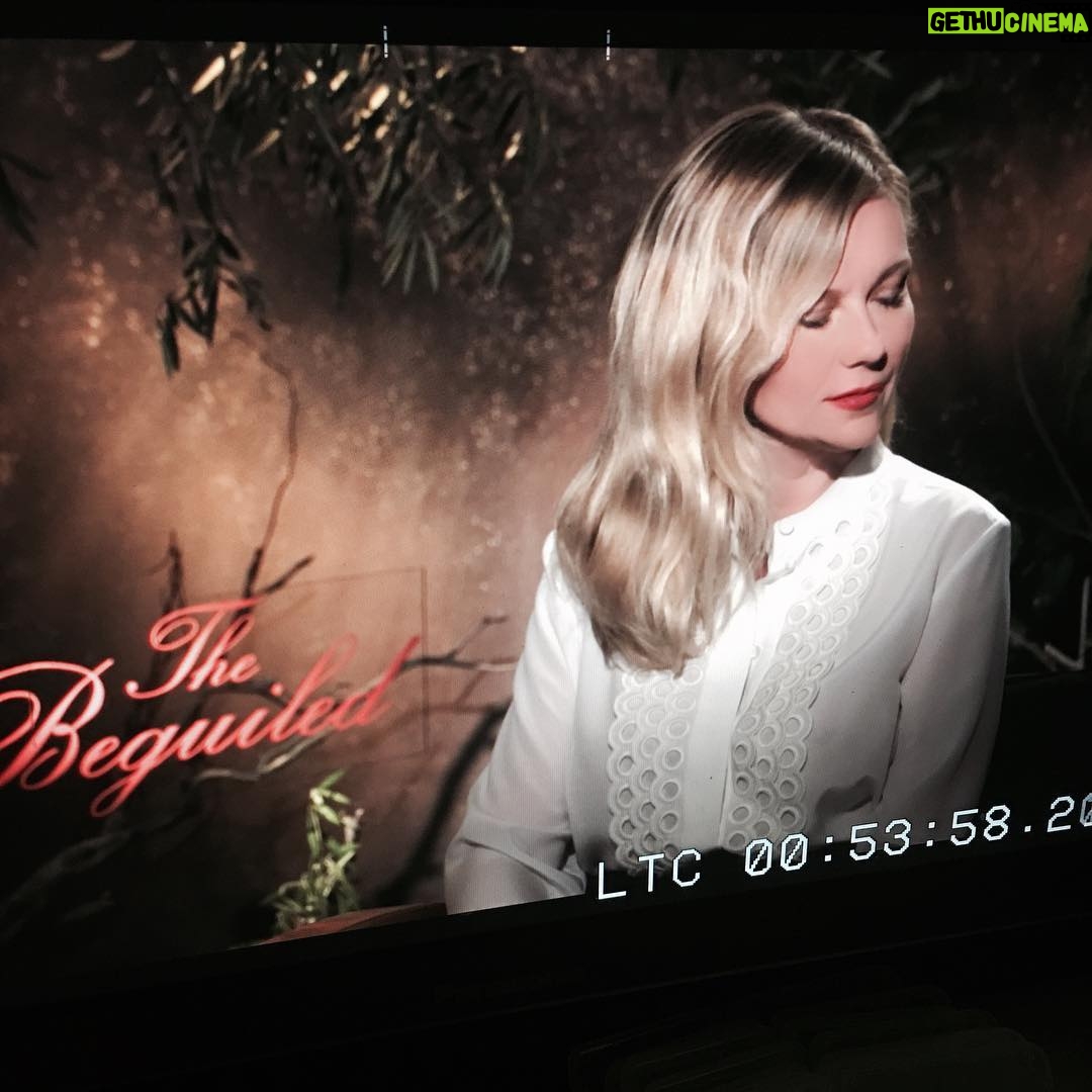 Kirsten Dunst Instagram - Thank you @nina.clare @jilliandempsey @jennychohair for making me look pretty today 💞 #thebeguiled 🕯