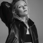 Kirsten Dunst Instagram - @KirstenDunst featuring @Gucci Ancora Spring-Summer 2024 for Issue 191, Fresh Cuts​​​​​​​​ ​​​​​​​​ Praised for her contributions to the canon, Kirsten Dunst’s resume ranges from films like ‘The Virgin Suicides’ to ‘Eternal Sunshine of the Spotless Mind’ and a Best Actress nomination from @TheAcademy for her performance in ‘Power of the Dog.’ ​​​​​​​​ ​​​​​​​​ For her latest role, she takes on the character of brazen war photographer, Lee, in @A24’s thriller ‘Civil War,’ from Alex Garland, out on April 12. ​​​​​​​​ ​​​​​​​​ Taking place in the not-so-distant American future, the film is boundary-pushing in actual front-line immersion—along with the sinister concept of ‘collateral damage’ of modern warfare. ​​​​​​​​ On the perspective and intensity of the film, Dunst says, “Journalists are the center of this. You see their sacrifice, and what journalists go through to tell the truth, and so you’re left to draw your conclusions between the content, or any real-world things. What’s scary and exhilarating and terrifying about the film is in the way Alex shot it. Nothing feels phony or forced and that’s what makes it so disturbing.” ​​​​​​​​ ​​​​​​​​ Read the full story on flaunt.com! ​​​​​​​​ ​​​​​​​​ Kirsten wears all clothing, jewelry, and accessories by @Gucci.​​​​​​​​ ​​​​​​​​ Photographed by @David_Roemer Styled by @SamanthaMcmillen_Stylist wearing @Gucci Written by Matthew Bedard​​​​​​​​ Hair: @OwenGould Makeup: @MelanieMakeup Set Designer: @ArtandSet Flaunt Film: @MynxiiWhite Production: @Chloe.Cussen​​​​​​​​ ​​​​​​​​ #FlauntMagazine #KirstenDunst #FreshCuts