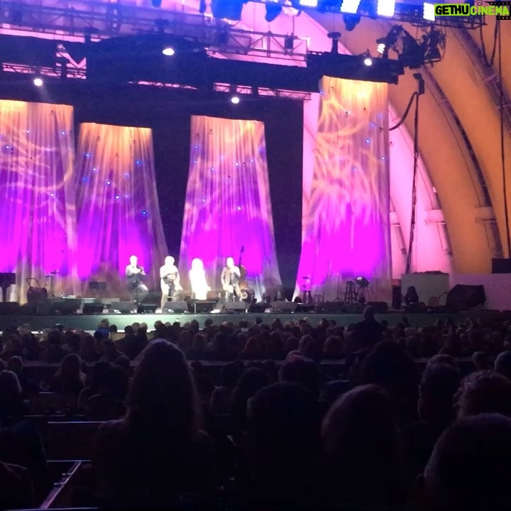 Kirsten Dunst Instagram - Dolly ☄✨☄✨☄ #dollyparton