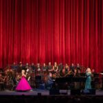 Kristin Chenoweth Instagram – we all love you endlessly, @wickedschwartz 💗 look at the impact you’ve had!! 

Photographed by Emilio Madrid @emiliomadrid Evan Zimmerman @evzmm Jenny Anderson @jennyandersonphoto 
Celebrating @wickedschwartz 
Produced by @creativepartnersproductions 
Presented by @metopera
#MetOpera The Metropolitan Opera