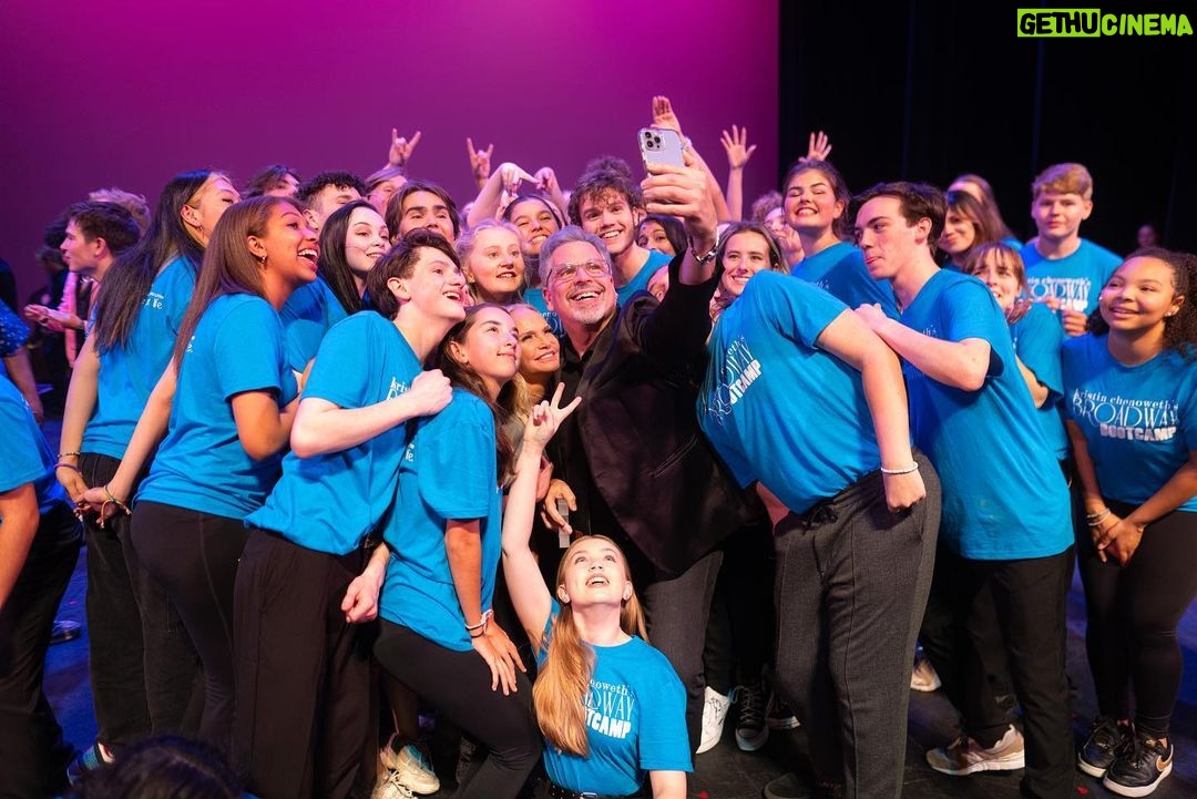 Kristin Chenoweth Instagram - I am SO proud of each and every one of these #KCBBC campers! The future of Broadway is in the best of hands. Until next year!! 🎭✨💕 @kcbbc_camp Broken Arrow, Oklahoma
