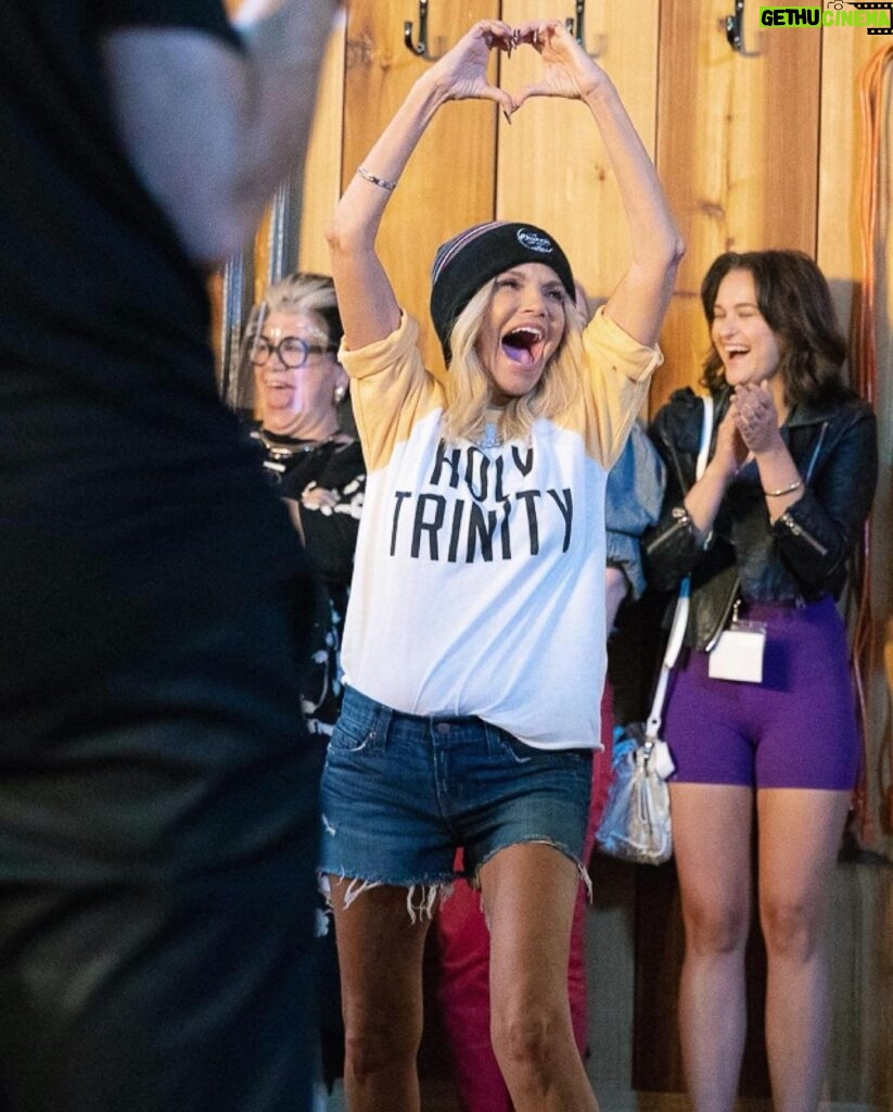 Kristin Chenoweth Instagram - How my broadway bootcamp makes me feel 🫶 AUDITIONS ARE OPEN FOR THIS SUMMER’S @kcbbc_camp!! Link in bio 🎭🩷 #KCBBC24 Students currently in grades 8-12 are eligible to submit an audition application. International applications accepted! Submission deadline is March 15. Link in bio to learn more & apply! The Broken Arrow Performing Arts Center