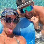 Kristin Chenoweth Instagram - Honeymooners 😘🏝️