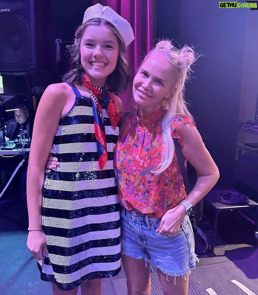Kristin Chenoweth Instagram - ðŸŽðŸª©(Broadway Ball) pt 2 @kcbbc_camp 2023! Couldn’t think of a better way to spend my birthday than at @kcbbc_camp 💕