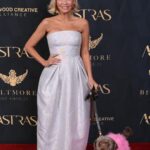 Kristin Chenoweth Instagram – family night out at the #astraawards!! 💖 #theastras @hollywoodcreativealliance 

Dress: @christopherjohnrogers 
Shoes: @gianvitorossi 
Jewelry: @swarovski & @considerthewldflwrs
Thunder’s Outfit: @christiancowan 
Styles by @debswatson