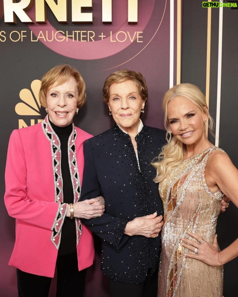 Kristin Chenoweth Instagram - Congratulations to my muse @itscarolburnett and the whole team for their @televisionacad win at the creative arts Emmy Awards this weekend!! 🌹 what an honor to be a part of this special celebration!! #CarolBurnett90