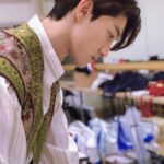 Kwak Dong-yeon Instagram - 뮤지컬 #썸씽로튼 파워시작했습니다 멋지고 안전한 무대 만들어가는 배우들 프로덕션 스탭분들 그리고 그 무대를 완성시켜주는 관객분들 감사합니다! 이 시대의 새로운 뮤우지컬 보러5세U🍅 충무아트센터