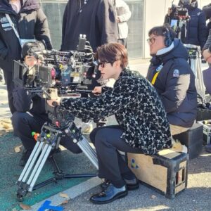 Kwak Dong-yeon Instagram - 황제 폐하 고수 빼주세요
#눈물의여왕 #queenoftears