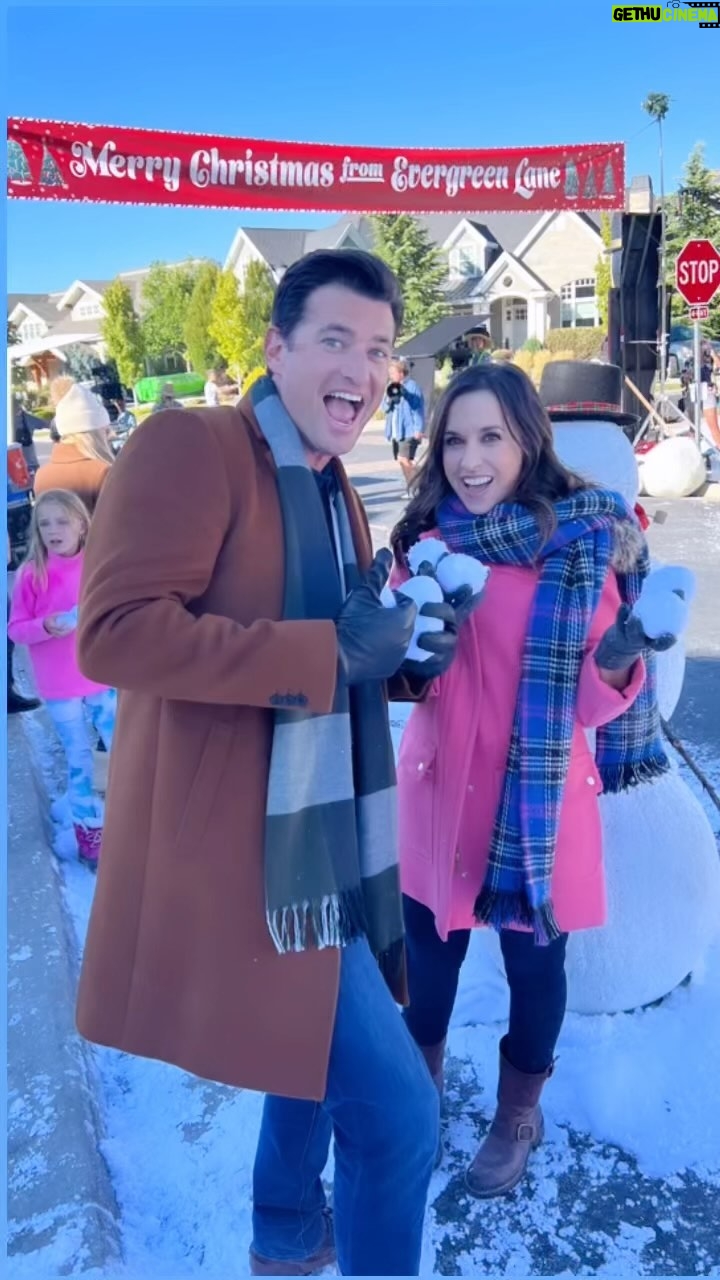 Lacey Chabert Instagram - We had the best time making this movie! I hope you and your family enjoy it tomorrow night! @hallmarkchannel 8/7c #HaulOutTheHolly #Christmasspirit #workfamily #goodmemoriesmade