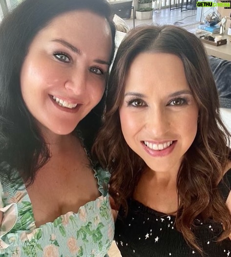 Lacey Chabert Instagram - My manager and dear friend @ashleyfranklin7 Thanks for always having my back 💜