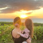 Lacey Chabert Instagram - Still dreaming about those Maui sunsets… 🌅🌺🏝🌅