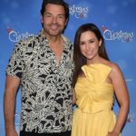 Lacey Chabert Instagram - So nice to catch up with my dear friend @brennanelliott2 Thanks for everyone who visited us in the photo booth. We practiced our poses in between set-ups🤣 Brennan and I first met when I did a guest star role on his show Strong Medicine when I was 18! Little did I know, years later, we’d end up doing 9 Hallmark movies together. Here’s hoping we get to do many more.📸 @jonathandbennett ;)