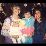 Lacey Chabert Instagram - I thank you from the bottom of my heart for your outpouring of love over our family during this devastating time. I’ve been reading all of your messages and they’ve touched my heart deeply. My entire family has been comforted by your loving support. Thank you 🙏🏻 There’s so much I want to share with you about my hilarious, generous, most kind-hearted sister Wendy and in time, I will. For today, on this Thanksgiving day, I give thanks for her beautiful life. I give thanks that we never ended a phone call without saying I love you and I give thanks that I will see her again. I miss you so much, Wendy.