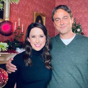 Lacey Chabert Instagram - So excited that I can finally share what I’ve been working on this past month. We traveled to Ireland to film “Christmas at Castle Hart” to bring you some Christmas cheer on @hallmarkchannel this holiday season! I’m honored to be a part of  #CountdowntoChristmas ❤️
I had so much fun working alongside @stuarttownsend and the rest of the amazing cast. I’ll share more soon! 🎄🏰❤️ #christmasmovies 

Thanks for the photo @fredmartin12