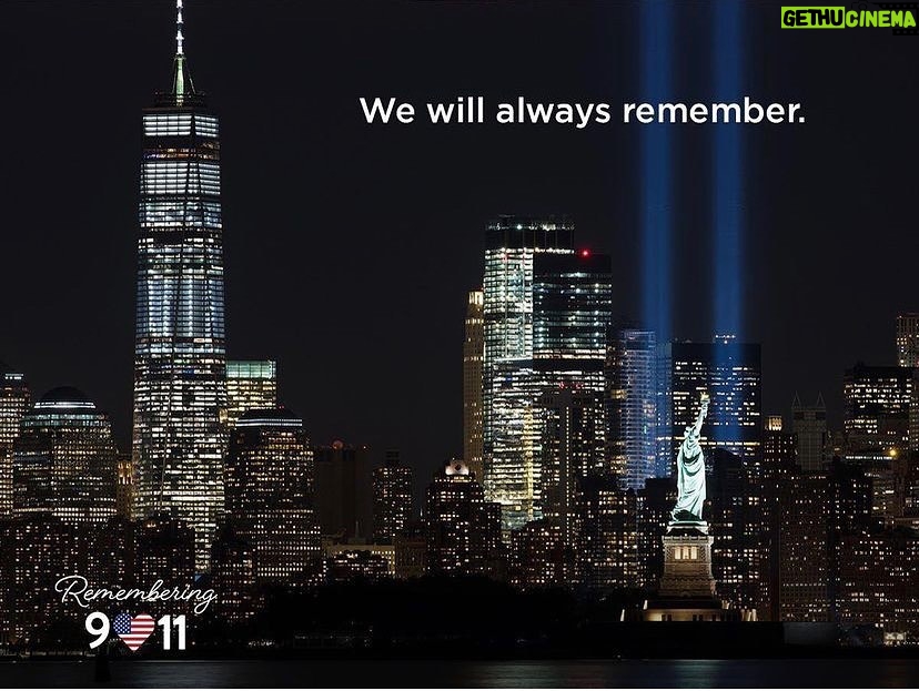 Lacey Chabert Instagram - We will never forget all those who were taken from us on 9/11. My heart is with all of the families who suffered such unimaginable loss. #neverforget 🇺🇸
