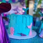 Lacey Chabert Instagram - #TBT to Julia’s 5th birthday party! I’ve always loved planning parties for friends and family so I’ve had so much fun throwing themed birthday parties for my daughter. We love any excuse to have people over and have a fun celebration together! 🎉Julia chose “Magical Mermaid” as the theme. 🧜‍♀️We made tutu skirts for the tables, created our own little photo booth and a mermaid store to spoil the kiddos with prizes. Thank you @jeanniesweets for making the most adorable cake! 🎂 #funmemories #birthday #homemadeparty #DIY