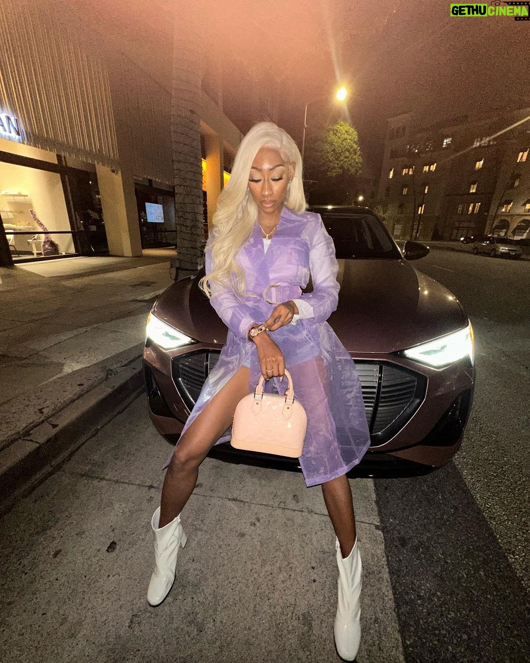 Lala Milan Instagram - 👱🏾♀️💜 Beverly Hills, California