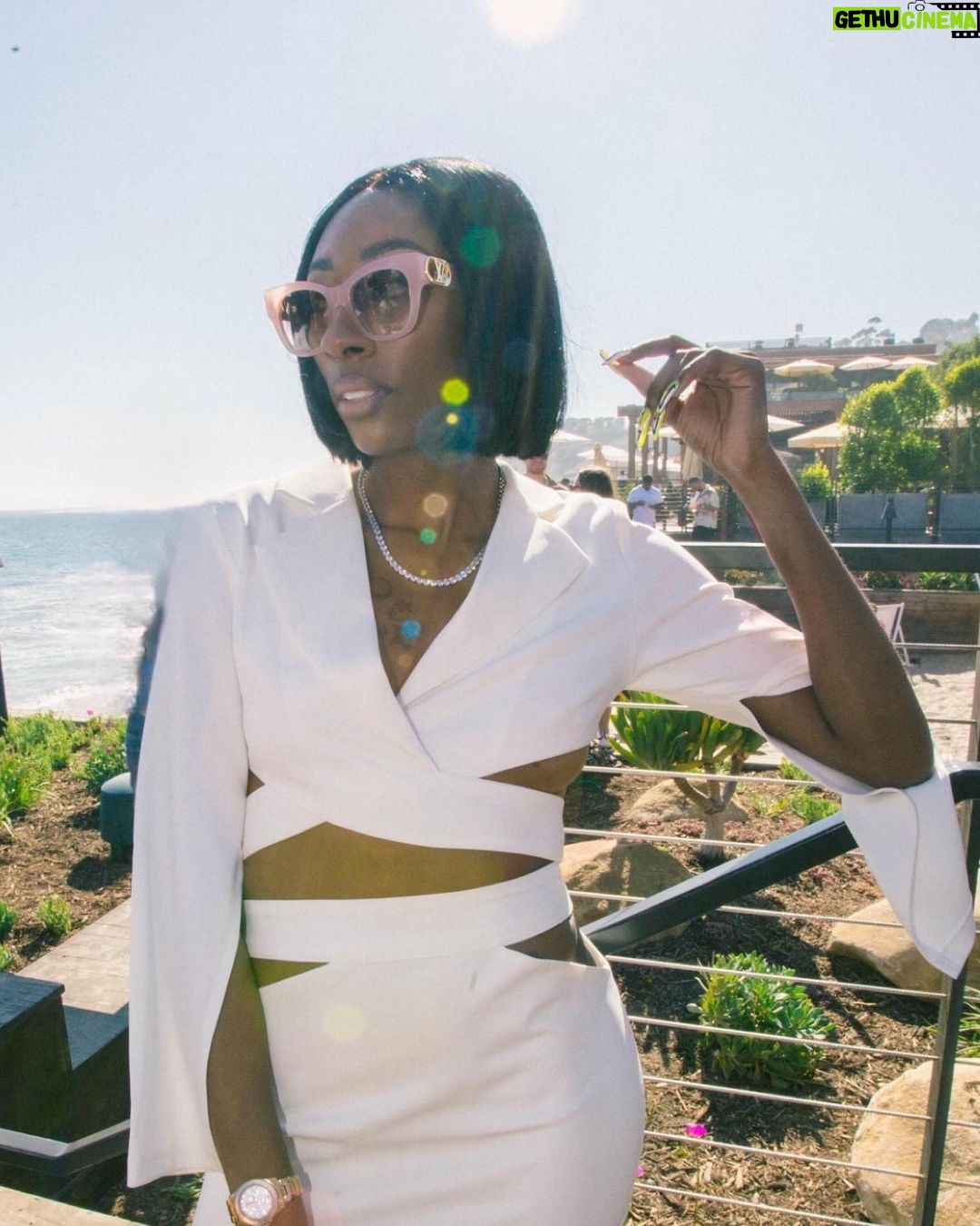 Lala Milan Instagram - I don’t chase, I attract. What belongs to me will find me 🤍 📸 : @peruwilliams Nobu Malibu