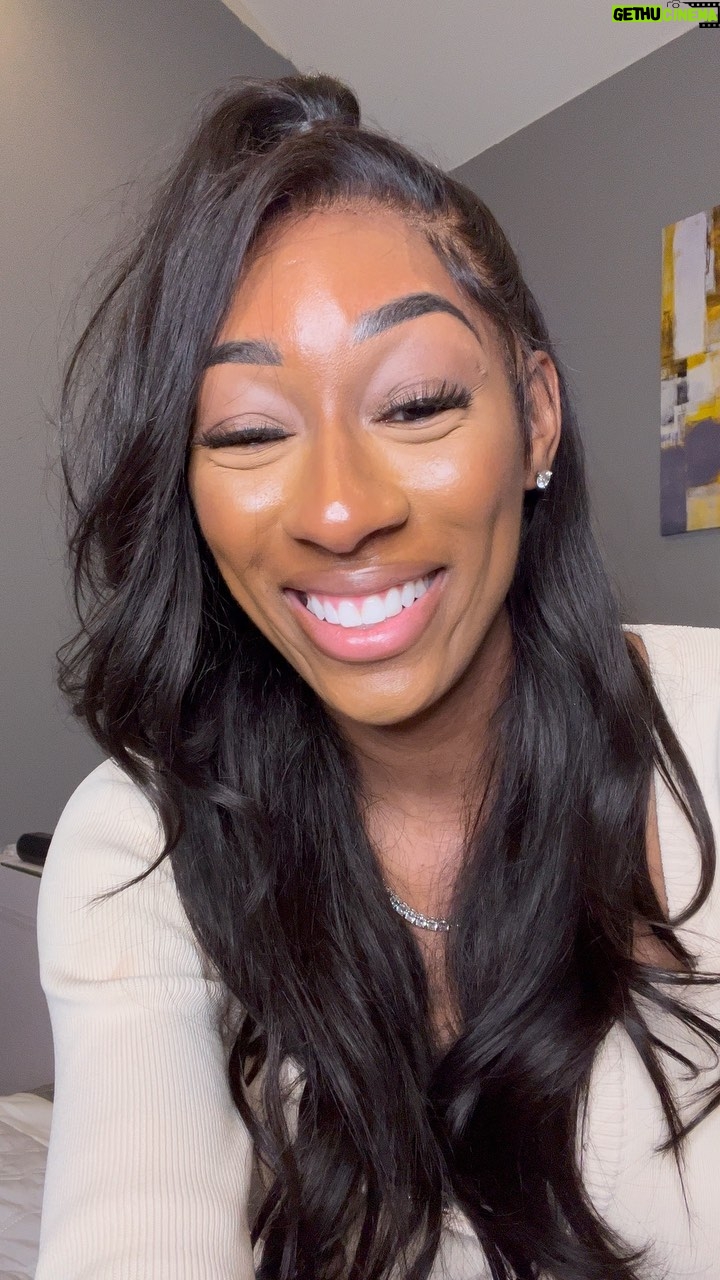 Lala Milan Instagram - Happy Mental Health Awareness Month!! -It’s super important that we all take care of ourselves best we can❤️ -Tag a friend to spread Mental Health Awareness -⬇️Drop some tips that have helped you with your mental health⬇️